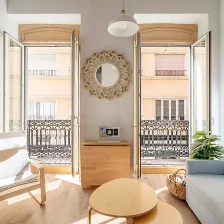 Teatro Apartment *